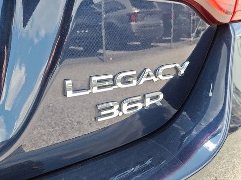 Used 2018 Subaru Legacy 3.6R Limited AWD/4WD image 32