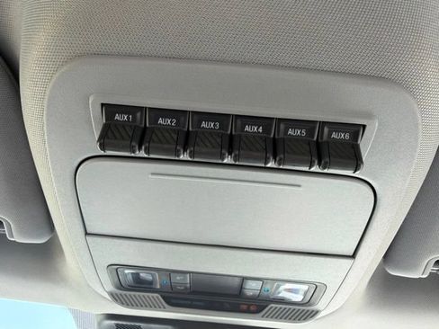 Used 2024 Ford F550 4x4 Crew Cab Super Duty image 36