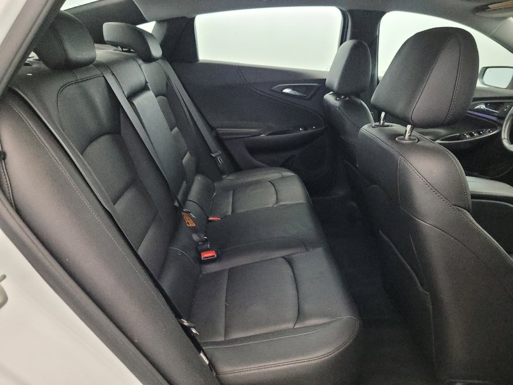 Used 2022 Chevrolet Malibu Premier FWD image 19