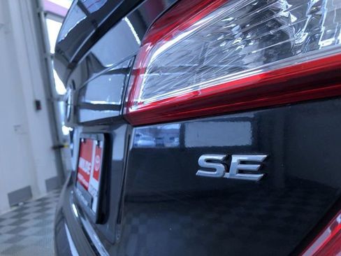 Used 2013 Toyota Camry SE image 16