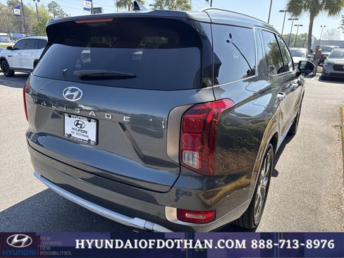 Used 2021 Hyundai Palisade Limited image 4