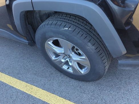 Used 2024 Toyota RAV4 XLE image 5