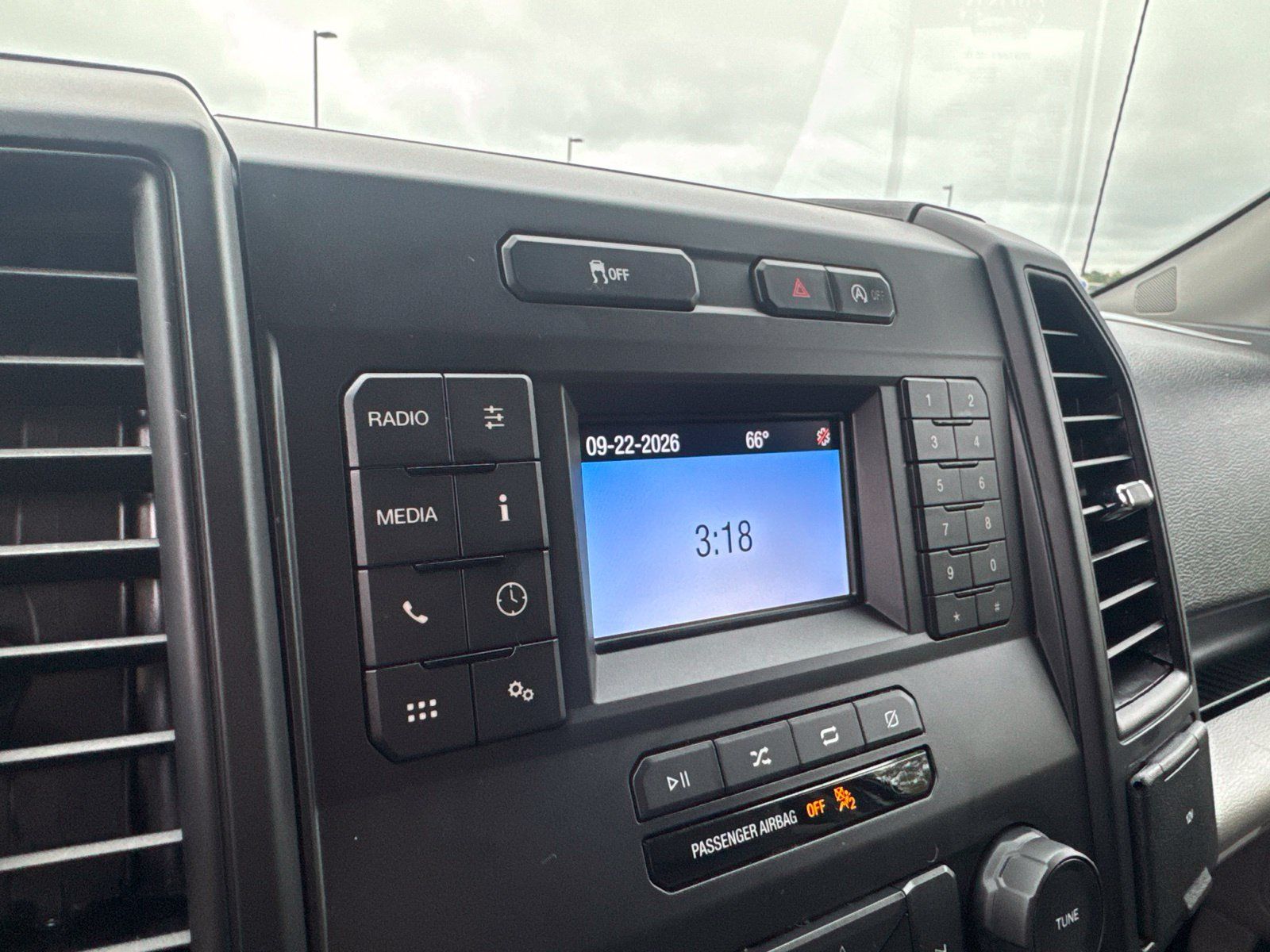 Used 2019 Ford F150 XL w/ Equipment Group 101A Mid AWD/4WD image 28