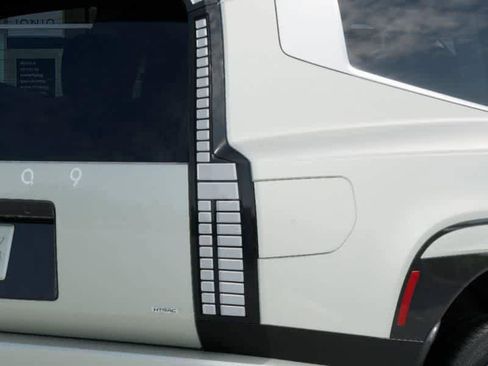 New 2026 Hyundai Ioniq 9 SEL image 10