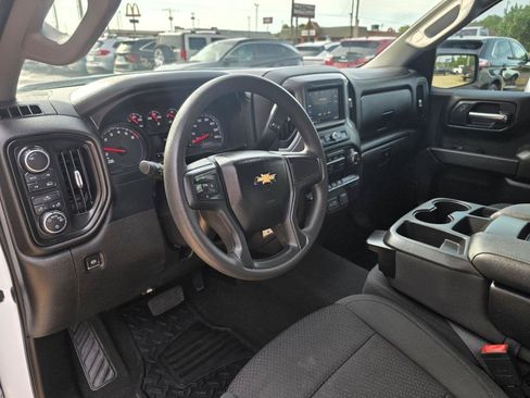 Used 2022 Chevrolet Silverado 1500 Custom AWD/4WD image 12