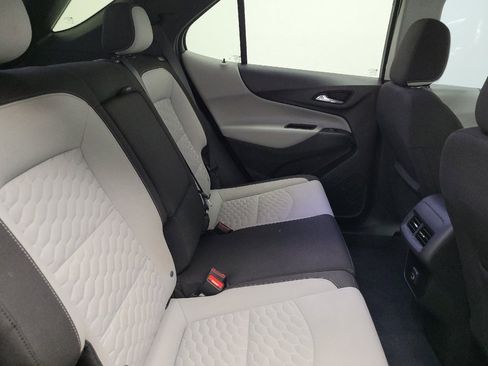 Used 2021 Chevrolet Equinox LS w/ LS Convenience Package image 19