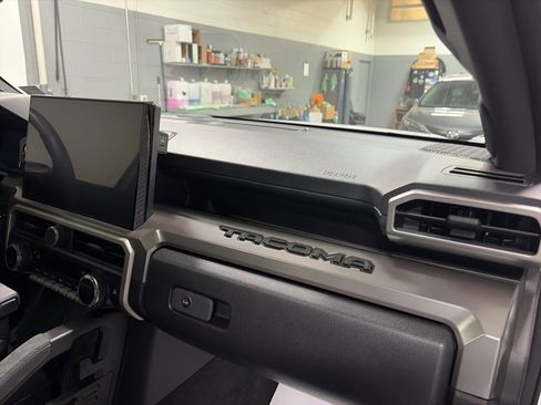 Used 2024 Toyota Tacoma TRD Off-Road w/ TRD Off Road Premium Package image 35