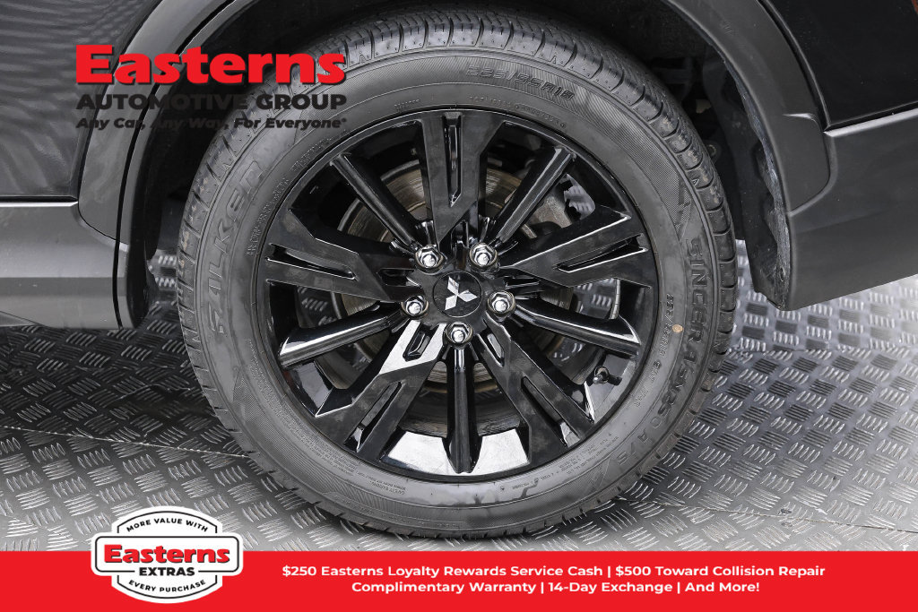 Used 2024 Mitsubishi Eclipse Cross AWD image 9