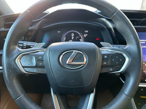 Used 2023 Lexus RZ 450e Premium image 26