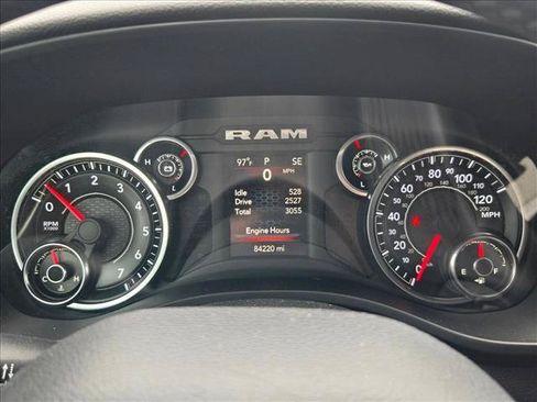 Used 2019 RAM 1500 Big Horn RWD image 13