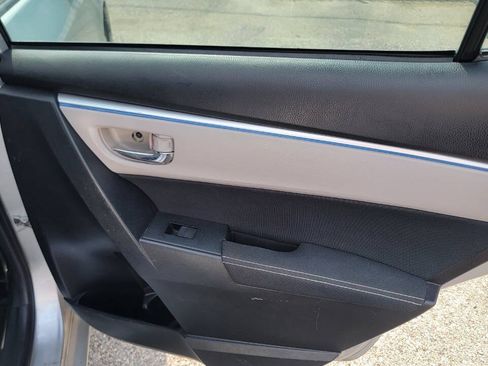 Used 2016 Toyota Corolla LE FWD image 23