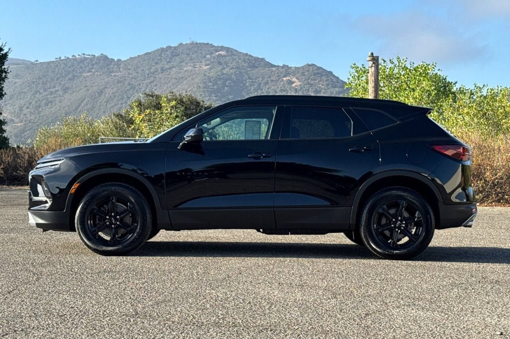 New 2026 Chevrolet Blazer LT w/ Midnight/Sport Edition FWD image 7