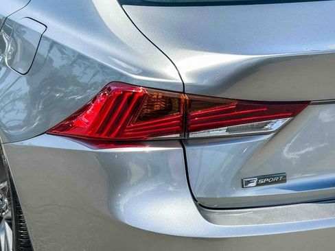 Used 2017 Lexus IS 350 F Sport w/ F Sport Package RWD image 11