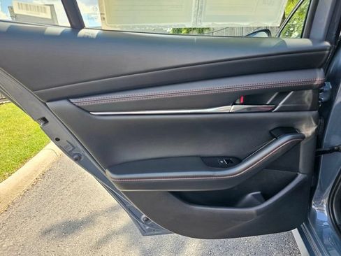 Used 2025 MAZDA MAZDA3 s AWD/4WD image 25