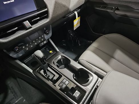 New 2026 Subaru Outback Limited XT AWD/4WD image 25
