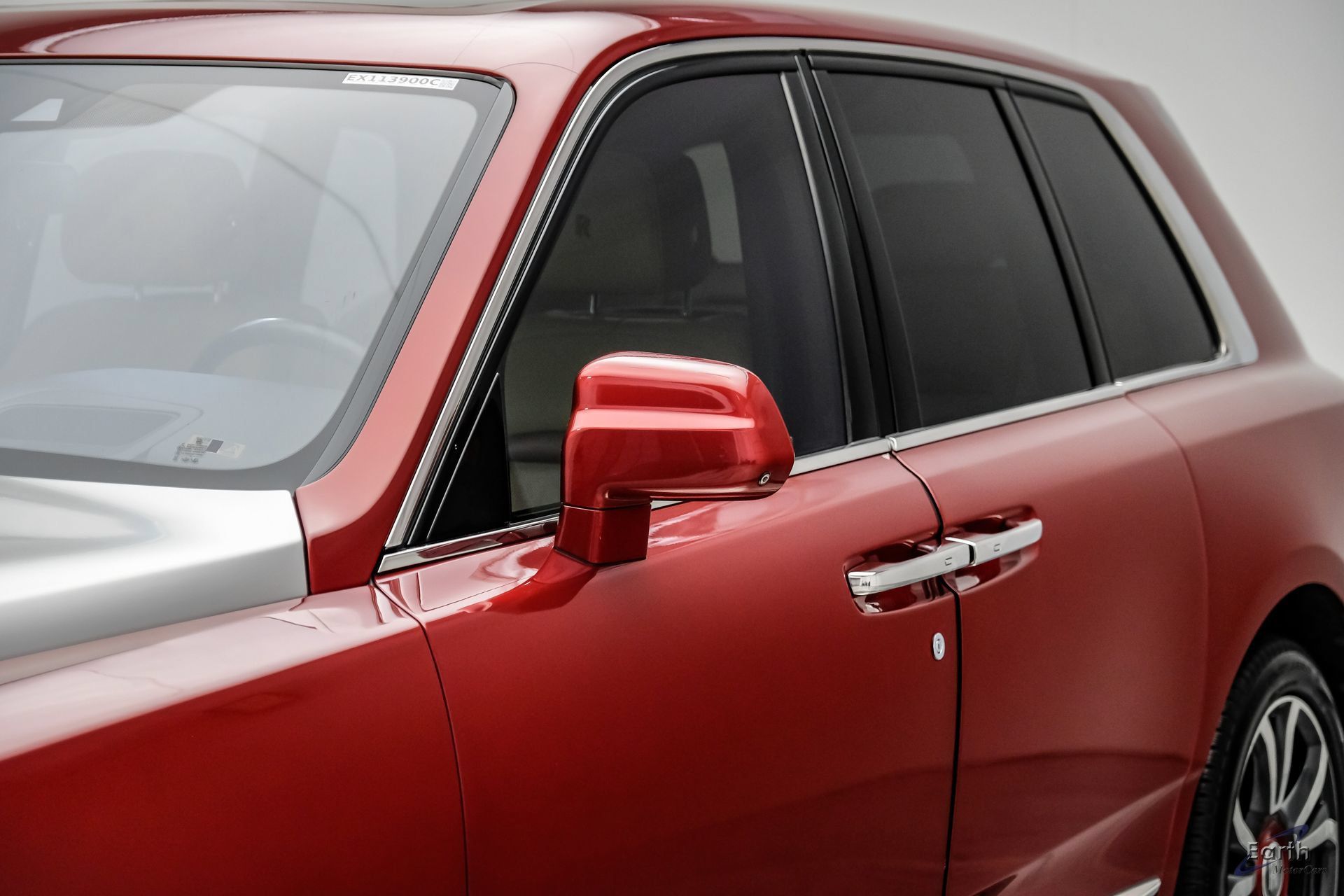 Used 2019 Rolls-Royce Cullinan AWD/4WD image 32