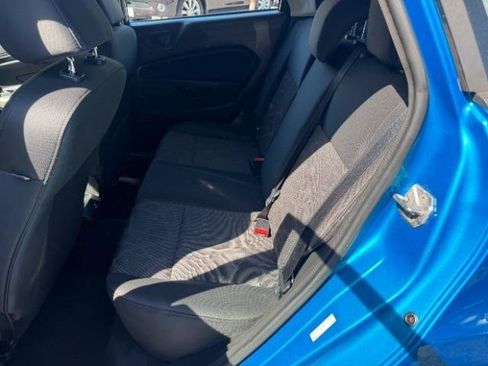 Used 2013 Ford Fiesta SE FWD image 28