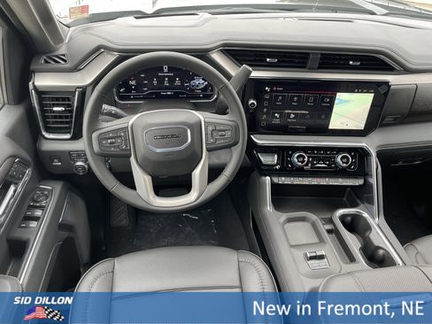 New 2025 GMC Sierra 2500 Denali w/ Denali Reserve Package image 2