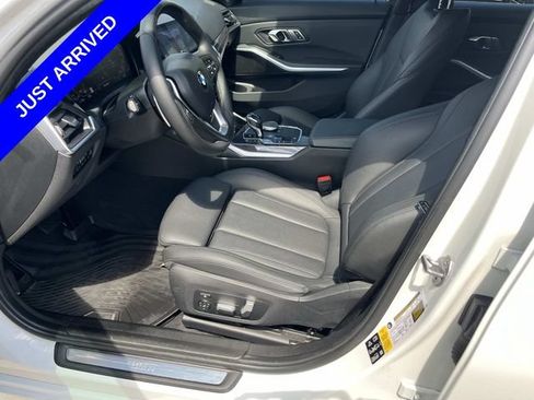 Used 2019 BMW 330i xDrive Sedan AWD/4WD image 25