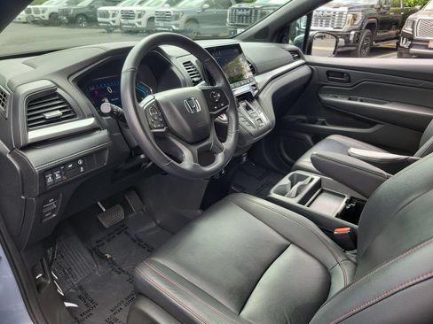 Certified 2023 Honda Odyssey Sport image 22
