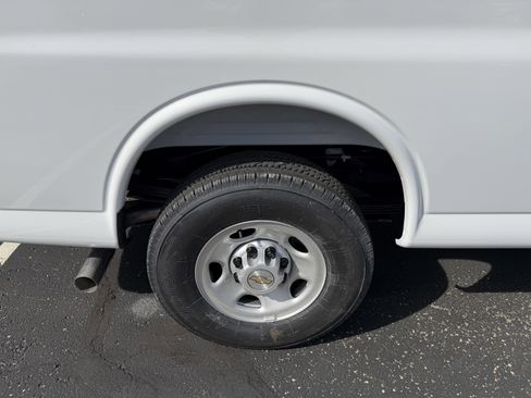 New 2026 Chevrolet Express 3500 Extended w/ Driver Convenience Package RWD image 8