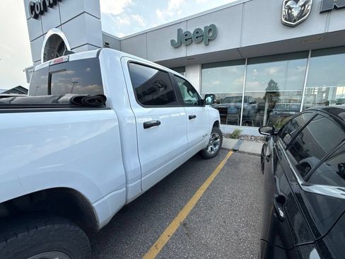 Used 2023 RAM 1500 Big Horn AWD/4WD image 11