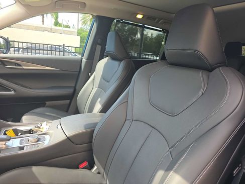 Certified 2026 INFINITI QX60 Luxe w/ Cargo Package FWD image 16