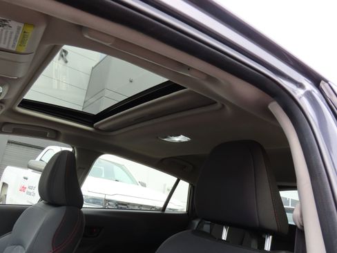 Used 2024 Subaru Impreza 2.0i Sport image 39