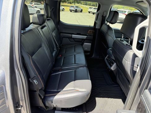 Used 2025 Ford F250 Lariat AWD/4WD image 18