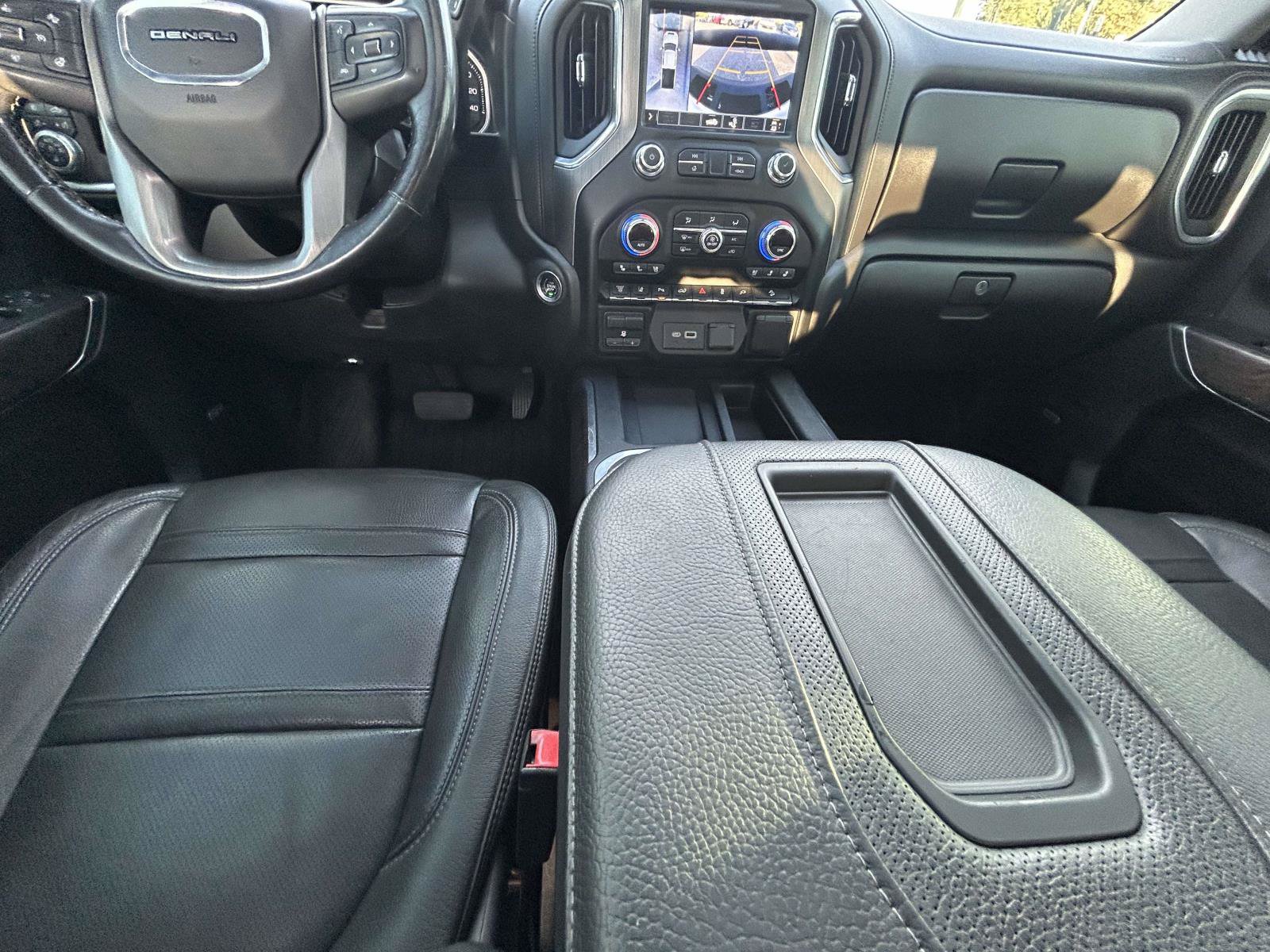 Used 2020 GMC Sierra 2500 Denali w/ Denali Ultimate Package AWD/4WD image 17