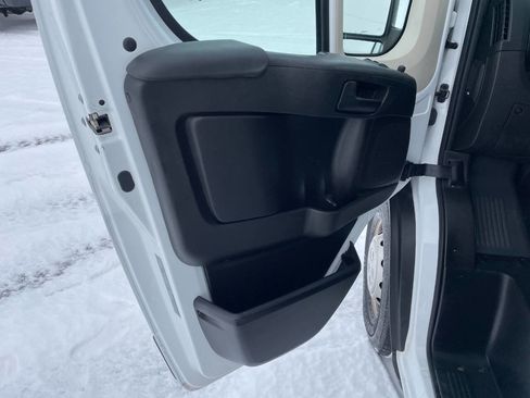 Used 2021 RAM ProMaster 1500 image 13