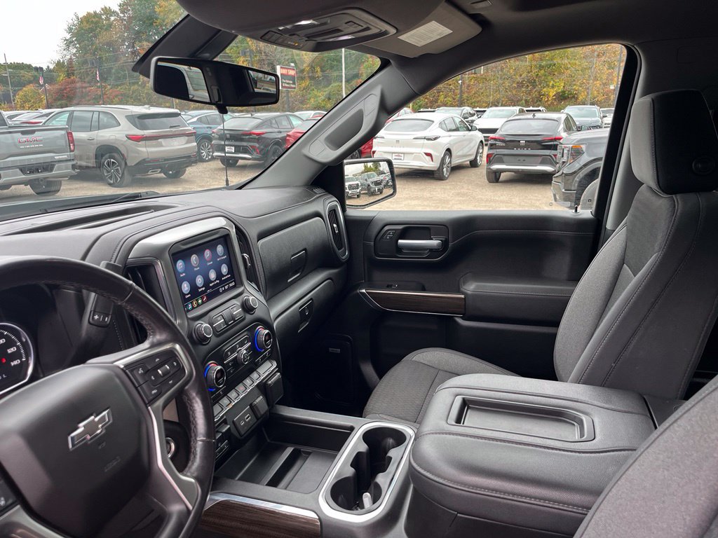 Used 2021 Chevrolet Silverado 1500 RST w/ Convenience Package II AWD/4WD image 35