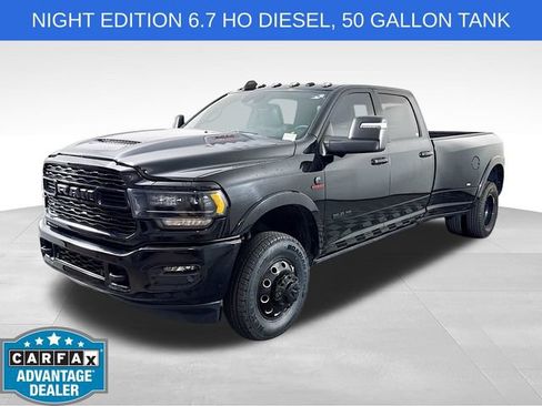 Used 2024 RAM 3500 Limited w/ Night Edition AWD/4WD image 3
