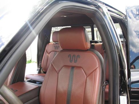 Used 2019 Ford F150 King Ranch w/ Equipment Group 601A Luxury AWD/4WD image 24