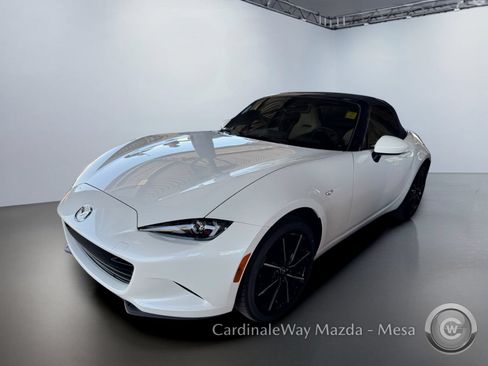 New 2026 MAZDA MX-5 Miata Grand Touring w/ Weather Package RWD image 7