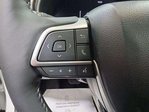 Used 2026 Toyota Highlander Limited AWD/4WD image 26