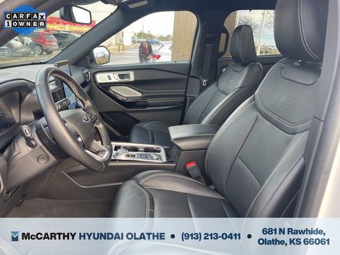 Used 2023 Ford Explorer ST w/ Equipment Group 401A image 4