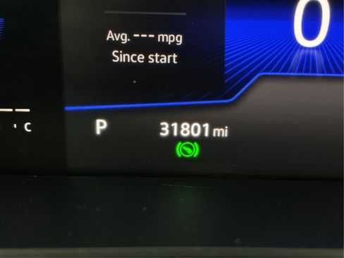 Used 2022 Volkswagen Tiguan SE image 48