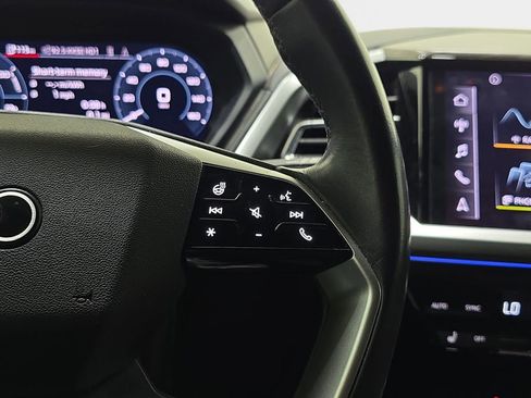 Used 2023 Audi Q4 e-tron Premium Plus w/ Premium Plus AWD/4WD image 18