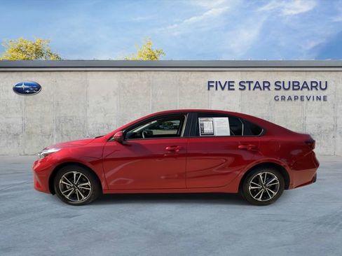 Used 2023 Kia Forte LXS FWD image 5