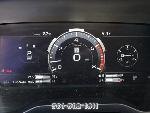 Used 2024 Toyota Tundra Limited w/ Power Package AWD/4WD image 32