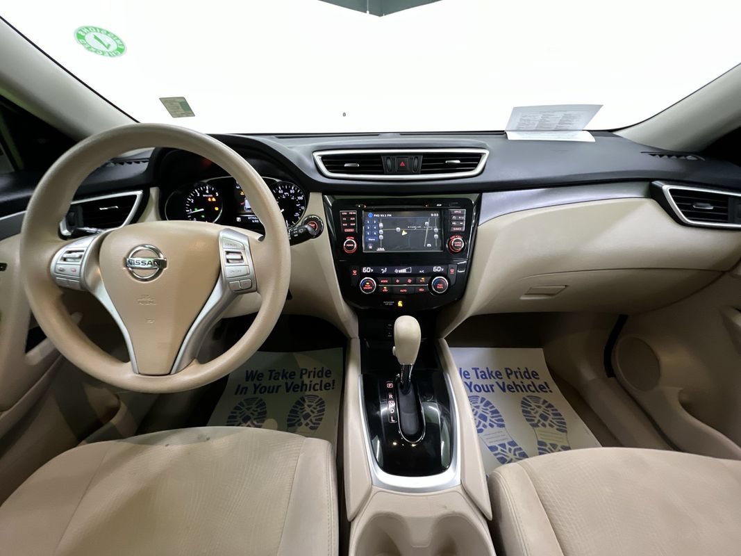 Used 2014 Nissan Rogue SV w/ SV Premium Package AWD/4WD image 18