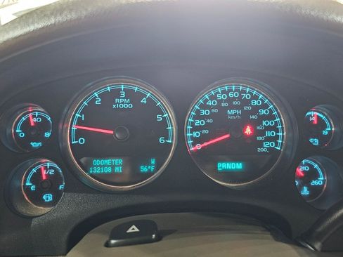 Used 2011 Chevrolet Tahoe LT w/ Luxury Package RWD image 44