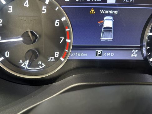 Used 2020 Nissan Titan SV w/ SV Convenience Package image 16