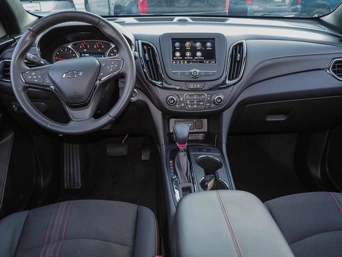Certified 2022 Chevrolet Equinox RS FWD image 11