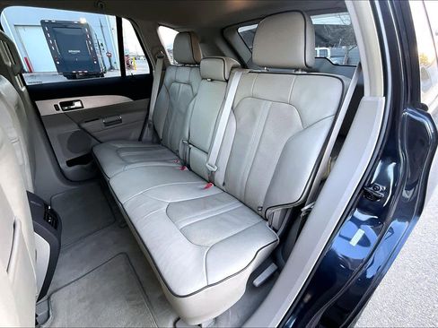 Used 2014 Lincoln MKX FWD w/ Equipment Group 101A image 19