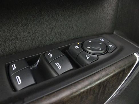 Used 2020 GMC Sierra 1500 Denali w/ Denali Premium Package image 20