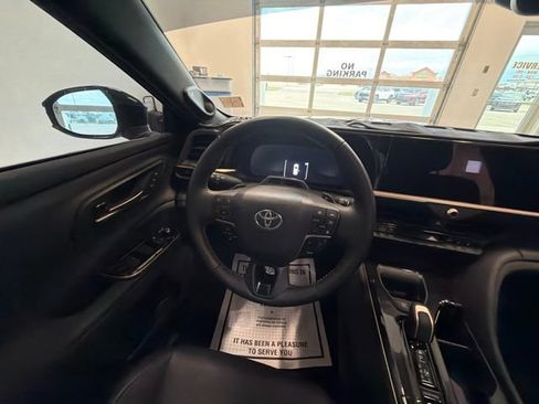 Used 2025 Toyota Crown Signia w/ Advanced Technology Package AWD/4WD image 30