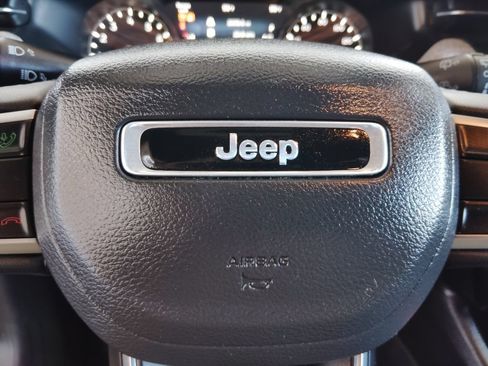 Used 2024 Jeep Compass Latitude AWD/4WD image 25