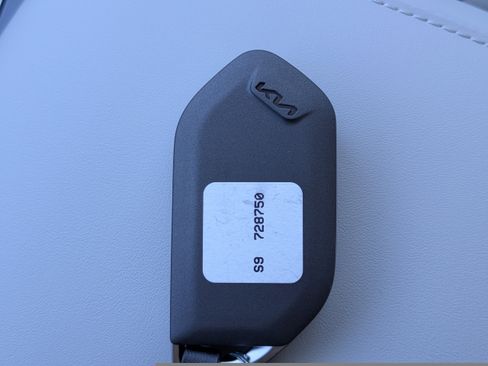 New 2025 Kia Telluride EX image 40